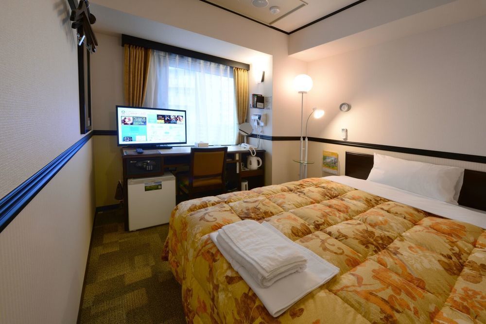 Toyoko Inn Jr Kobe Eki Kita Guchi Dış mekan fotoğraf